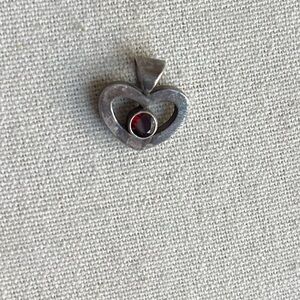 Vintage Sterling 925 silver heart pendant Red Garnet Stone Stamped